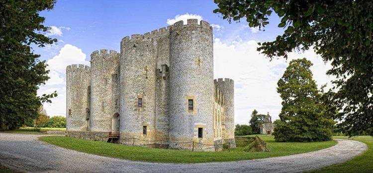 Le château de Roquetaillade