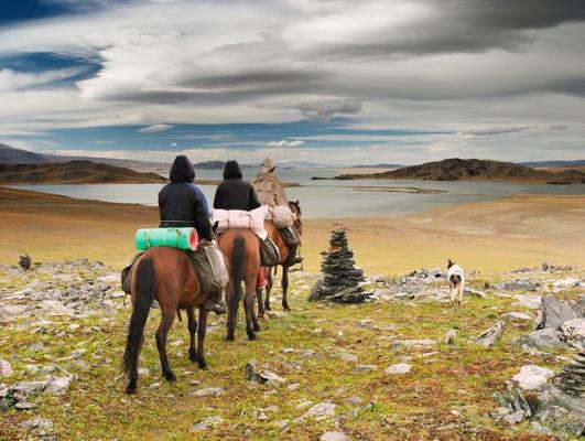 Une ballade à cheval dans l'immensité mongolienne
