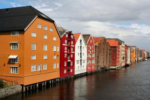Maisosn colorées à Bergen, Norvège