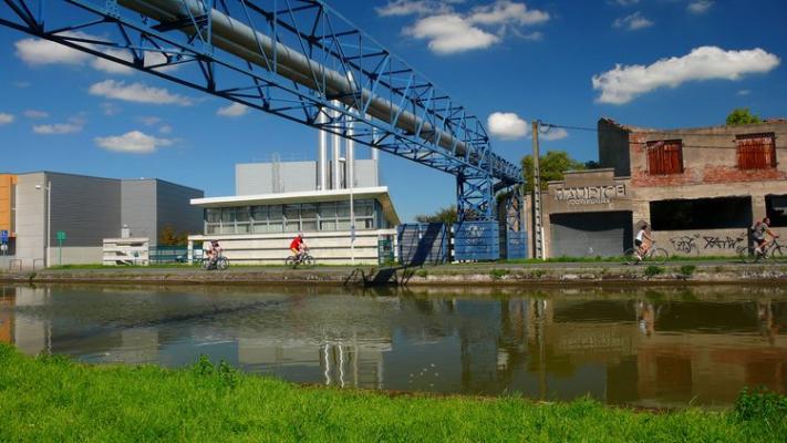 Le canal de Nancy, à la périphérie de la ville