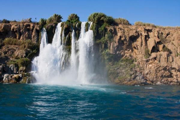 Chute d'eau de la rivière Düden à Antalya