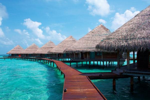 Résidences sur pilotis dans les Maldives