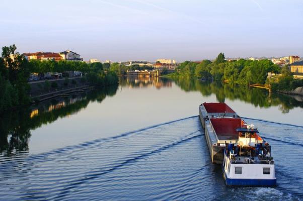 Peniche à Ivry sur Seine