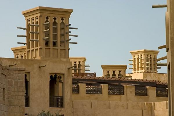 Tours à vent ancestrales dans la région de dubai