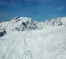 Vue panoramique sur le massif