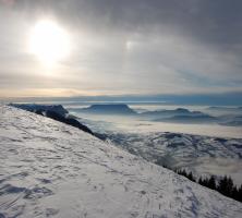 Soleil couchant sur la montagne
