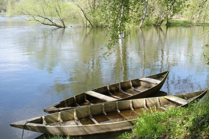 Barques de pêcheurs sur la Dordogne