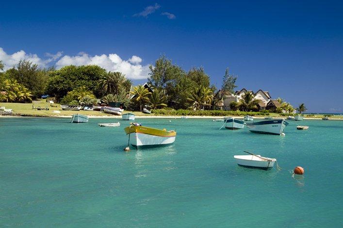 Bateaux au mouillage à L'ile Maurice