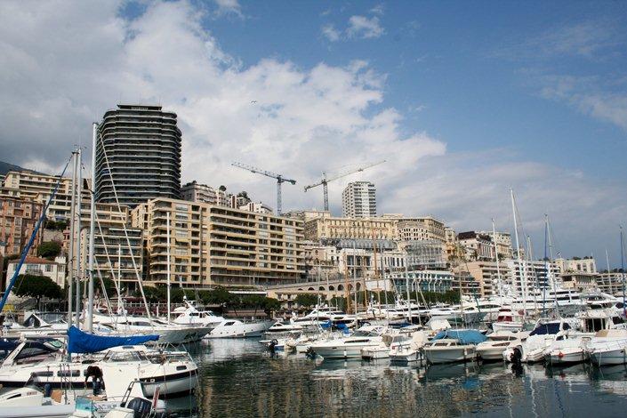 Le port de Monaco, et ses luxueux bateaux