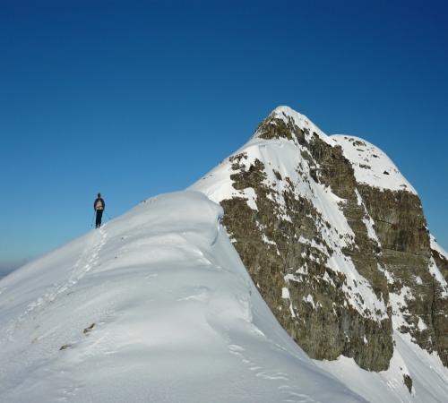 Montagne enneigée près de Combloux
