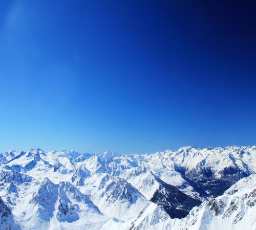 Vue sur les massifs de La Mongie
